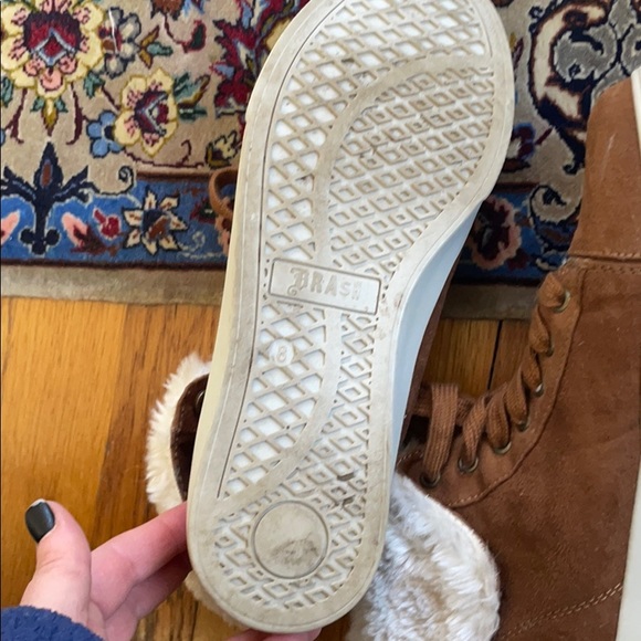 Fake suede high top sneakers - Picture 4 of 5